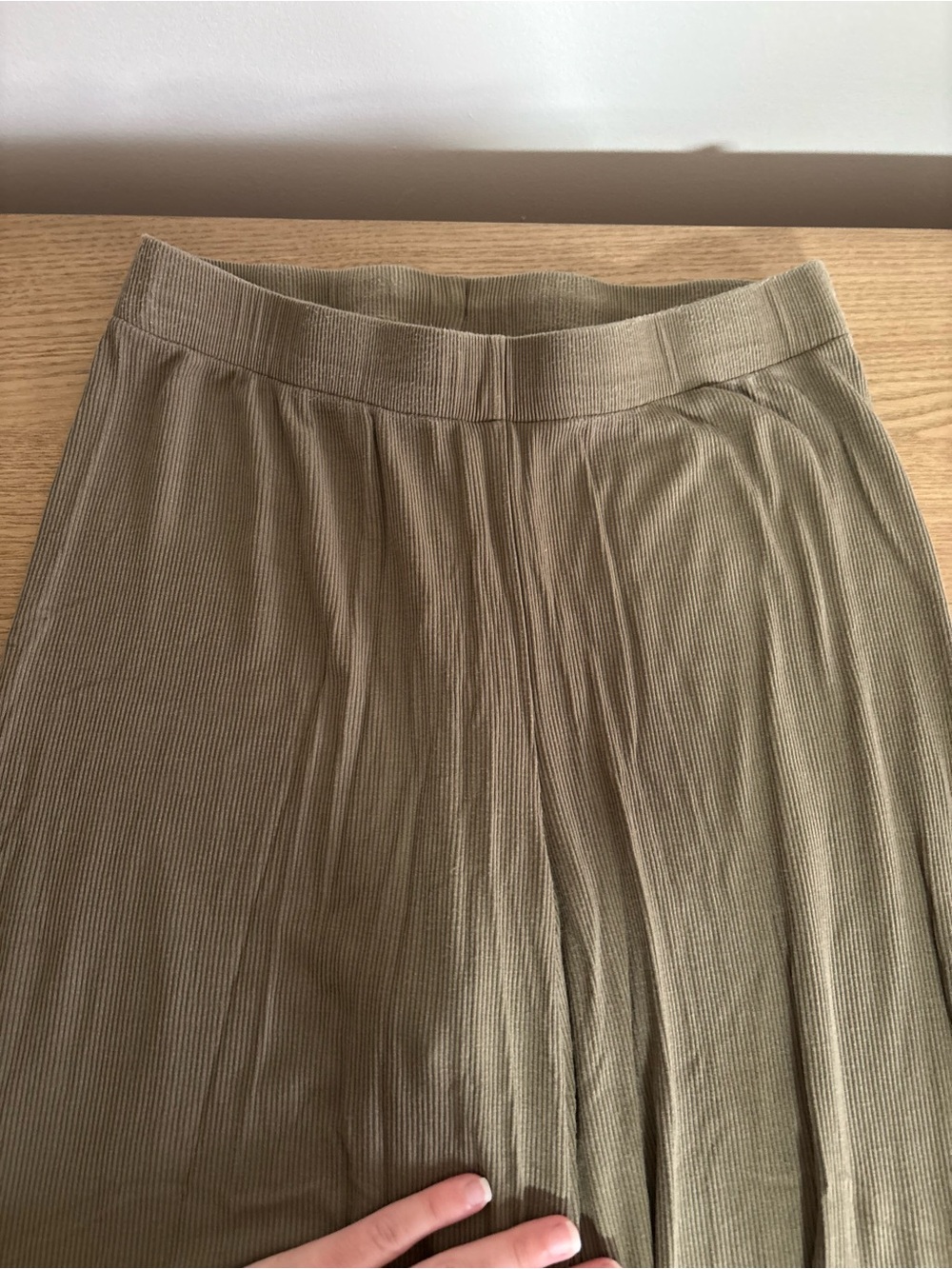 SKIMS Soft Lounge Sleep Set - Picture 6 of 8